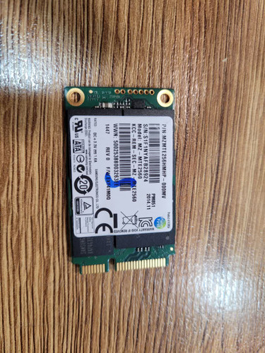حافظه هارد SSD لپ تاپ اینترنال256 گیگابایت Msata برند SAMSUNG سامسونگ مدل MZ-MTE2560 استوک اورجینال